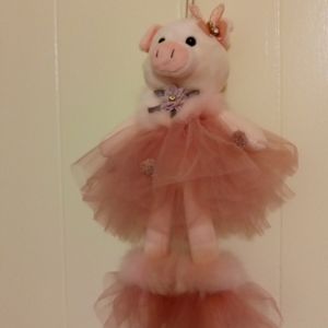 COPY - Pig ballerina STOCKING STUFFERS